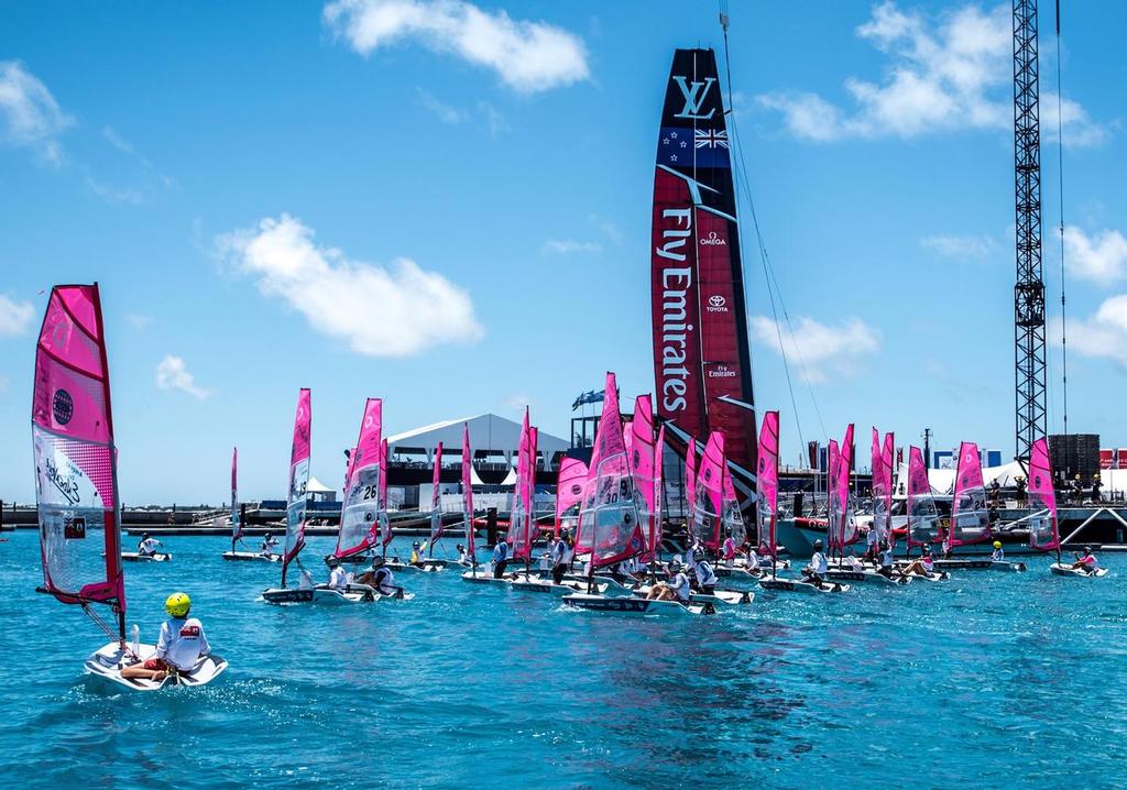 O'pen BICs with Emirates Team New Zealand - America's Cup Endeavour O'pen © Nevin Sayre